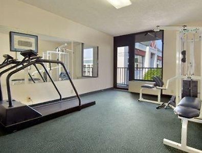 Days Inn Lake Norman Корнелиус Удобства фото